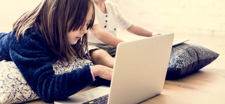 How to monitor your child’s social media activity?