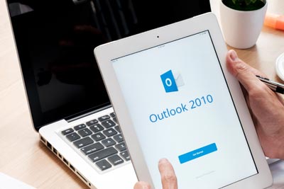 How to Backup Outlook 2010?